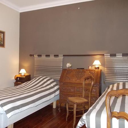 B&B Chambre Chocolat Woluwe-Saint-Lambert Bagian luar foto
