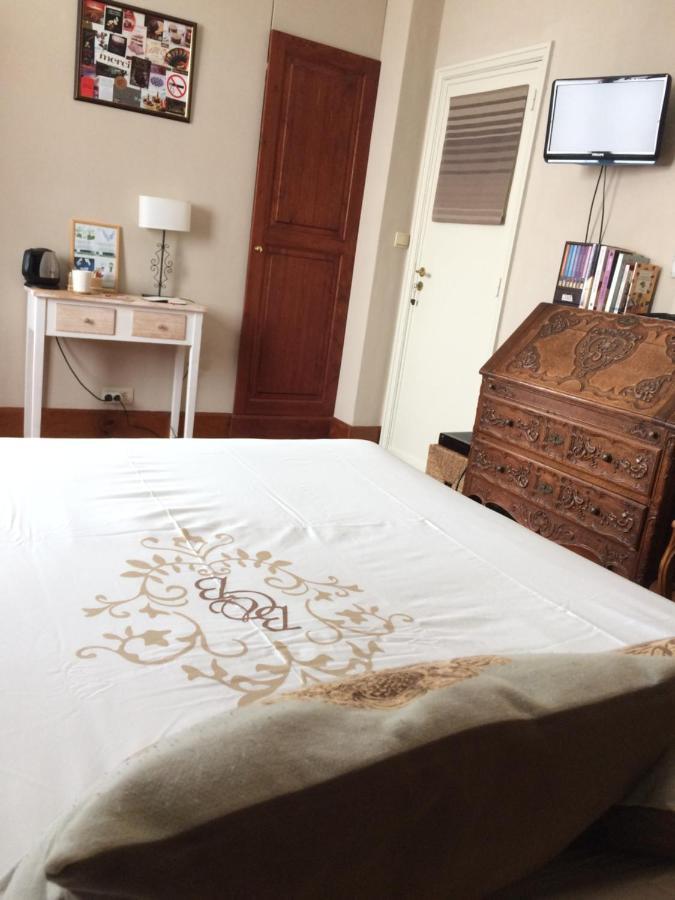 B&B Chambre Chocolat Woluwe-Saint-Lambert Bagian luar foto