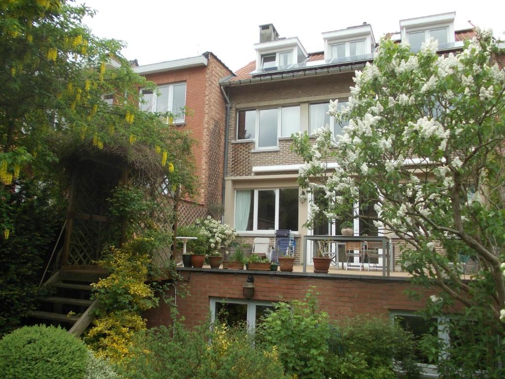 B&B Chambre Chocolat Woluwe-Saint-Lambert Bagian luar foto
